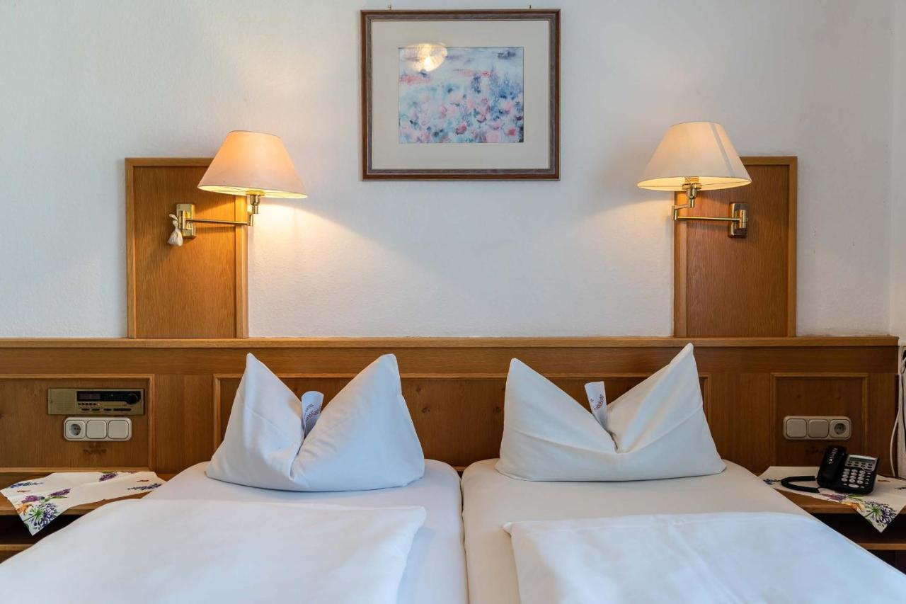 Hotel-Gasthof Zum Dragoner Peiting Bagian luar foto