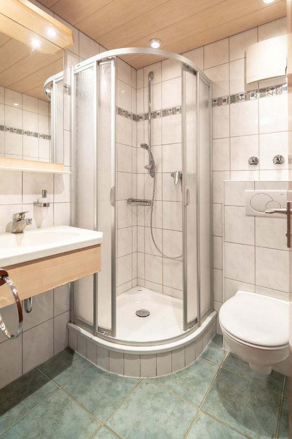 Hotel-Gasthof Zum Dragoner Peiting Bagian luar foto